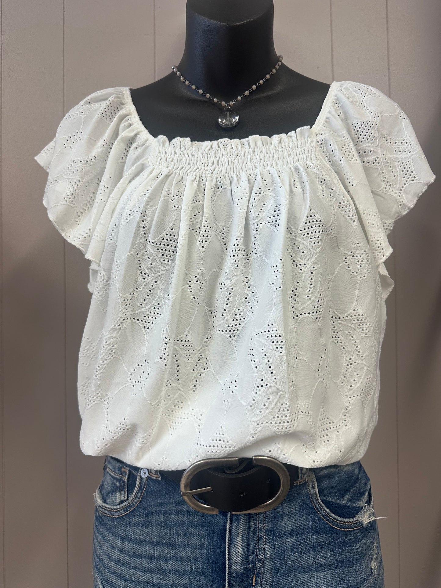 Eyelet Flare Sleeve